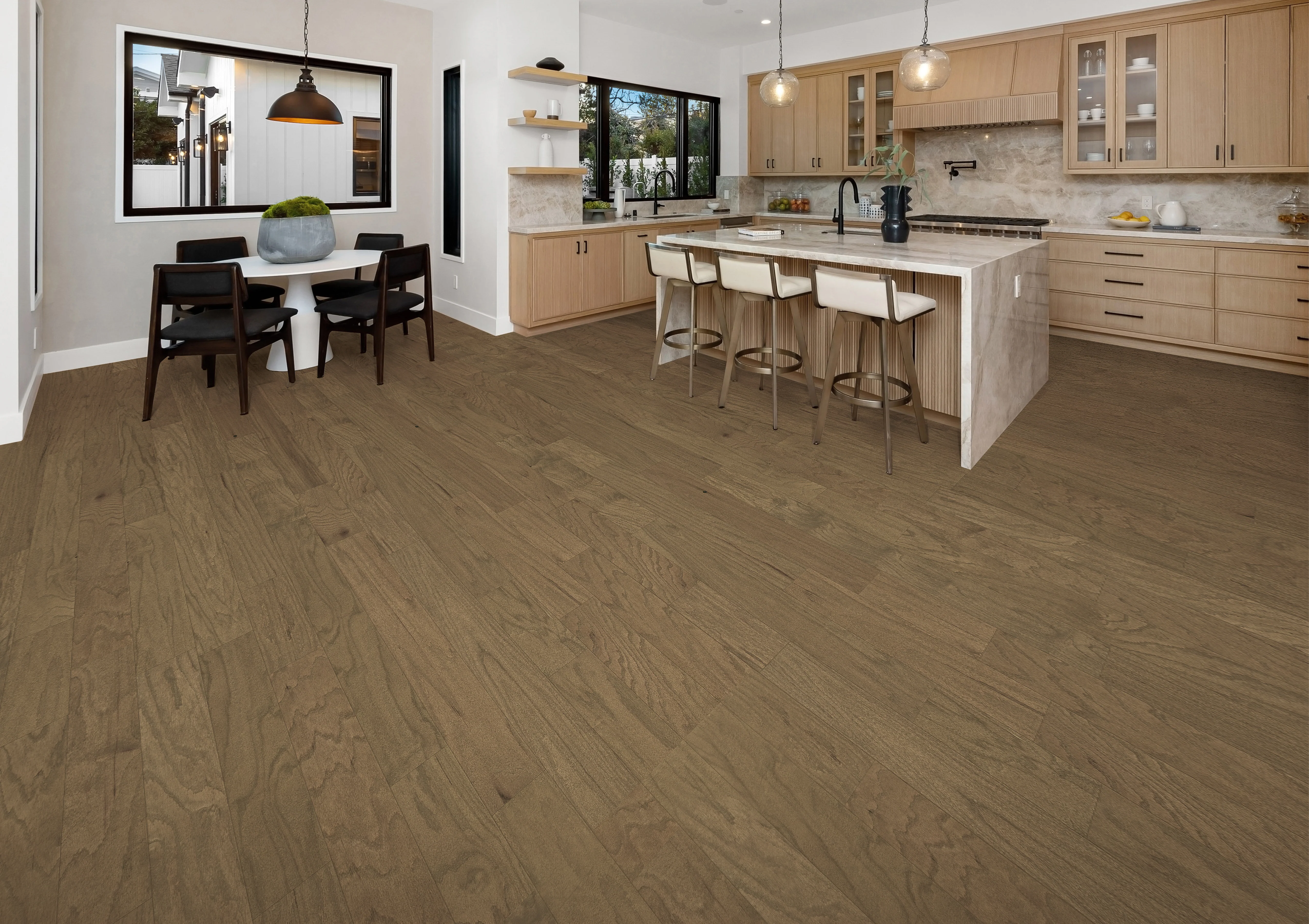 3/8" Red Oak Spire Quick Click Engineered Hardwood Flooring 5.38 in. Wide - Image 2