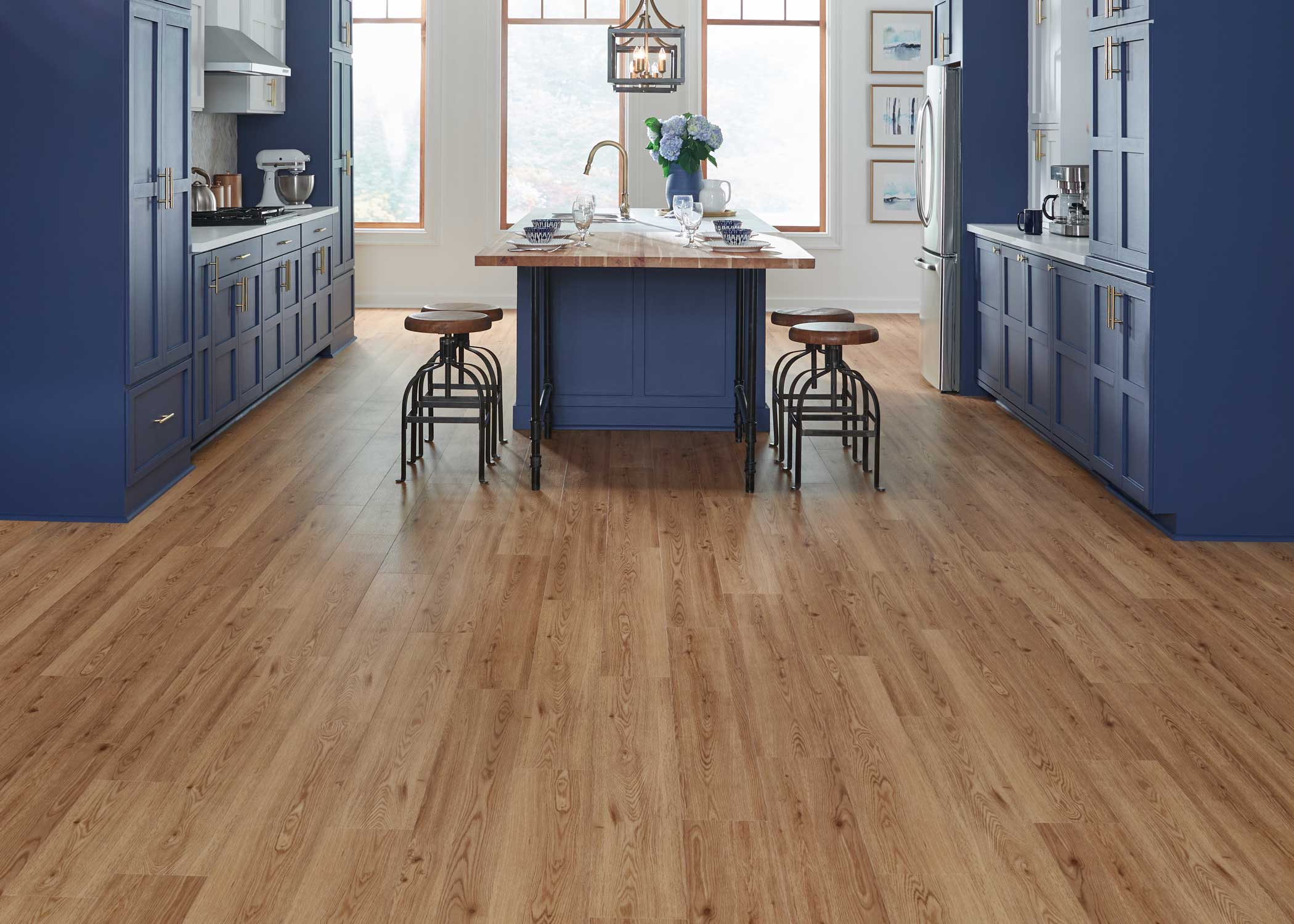 7mm w/pad Honey Mead Oak Waterproof Rigid Vinyl Plank Flooring 7 in. Wide x 48 in. Long - Sample - Image 3