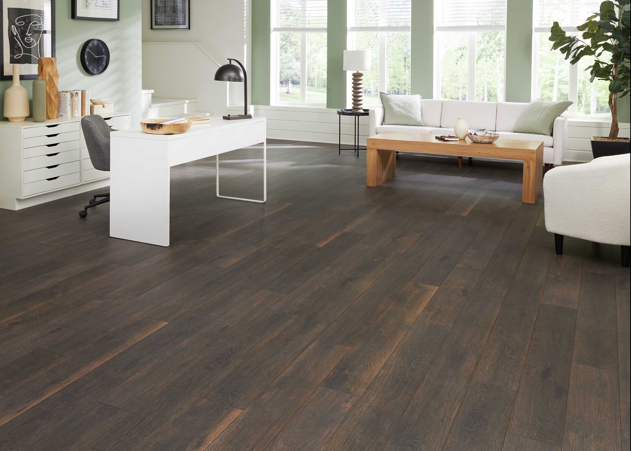 8mm w/pad Pendragon Peak Oak Water-Resistant Hybrid Resilient Flooring 6.97 in. Wide x 50.79 in. Long - Image 2